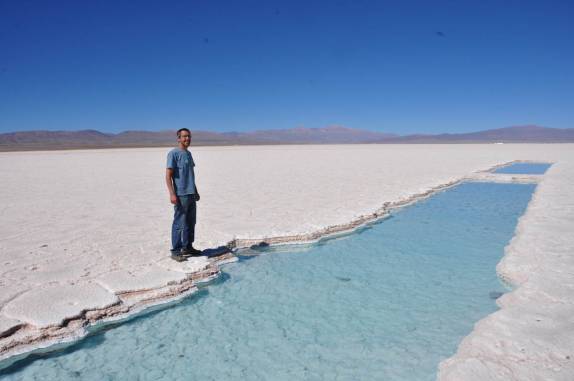 Piscina para extração de sal nas Salinas Grandes, próximo ao Paso de Jama, fronteira entre Argentina e Chile